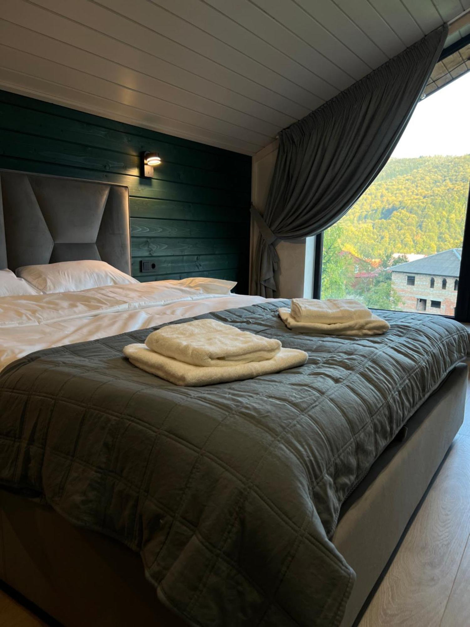 Guest House Zatishniy Dvir Jaremtsje Buitenkant foto